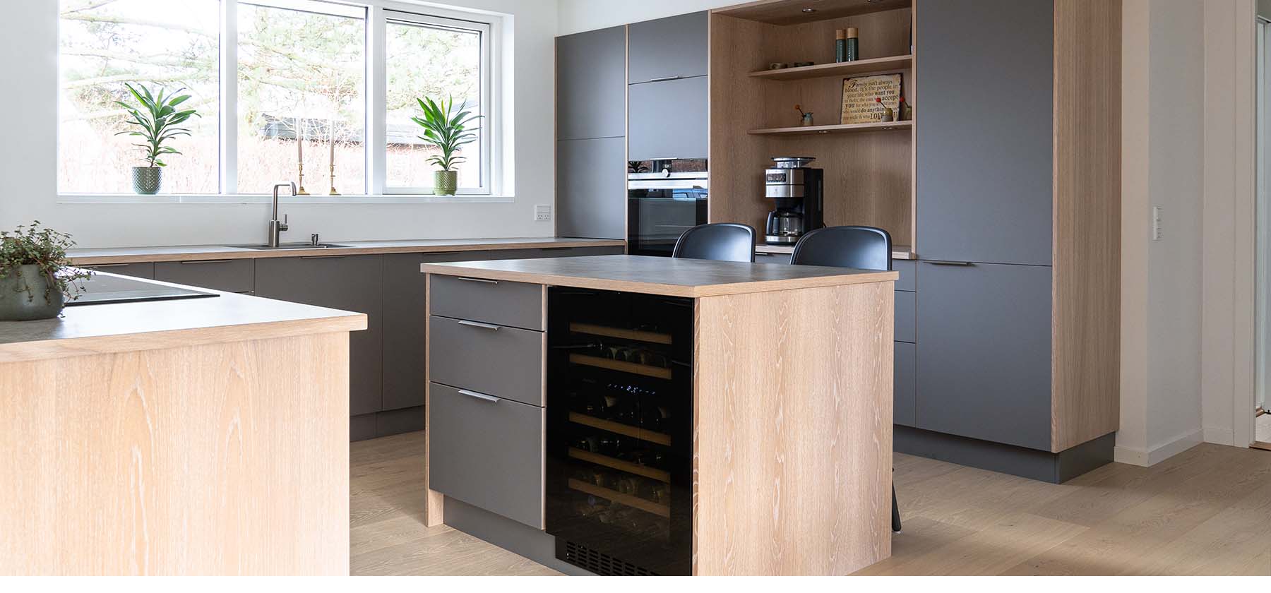 WELCOME <br > JOINER KITCHENS DESIGNED AND CREATED FOR YOU <br>